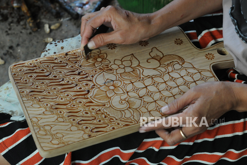 Mengenal Kerajinan Batik Kayu Di Klaten Republika Online