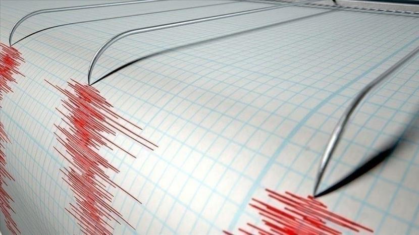 Sedikitnya dua orang tewas dan puluhan lainnya luka-luka akibat gempa kuat yang melanda Jepang