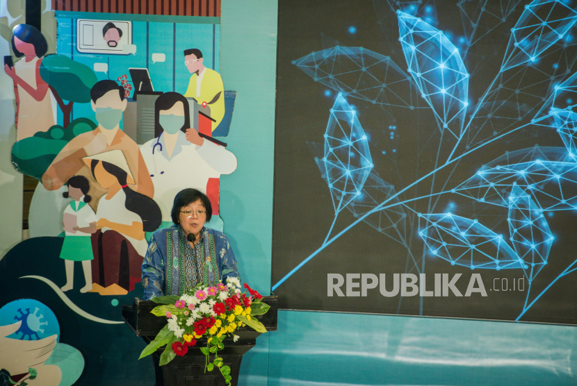 Menteri Lingkungan Hidup dan Kehutanan Siti Nurbaya Bakar