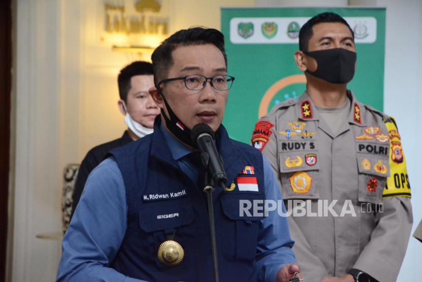 Gubernur Jawa Barat Ridwan Kamil (Emil) menyampaikan update Covid-19 di Jawa Barat.