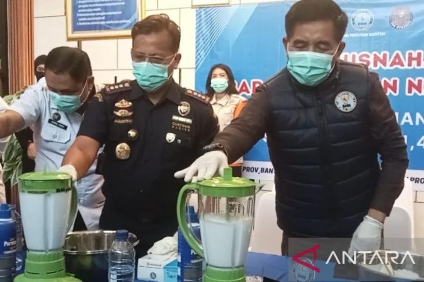 BNNP Banten Musnahkan 4,3 Kilogram Sabu Jaringan Antarprovinsi