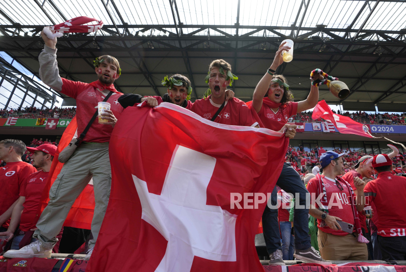 Para pendukung Swiss di Euro 2024.