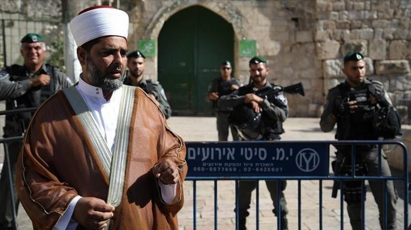 Polisi Israel pada Senin (19/9/2022)  menahan Direktur Yayasan Masjid Al-Aqsa Sheikh Omar al-Kiswani di Yerusalem Timur