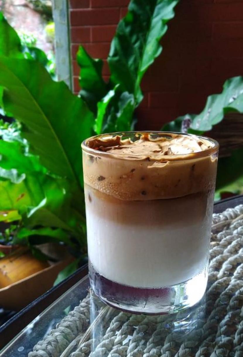  Simak Resep Dalgona Coffee yang Viral untuk #DiRumahAja