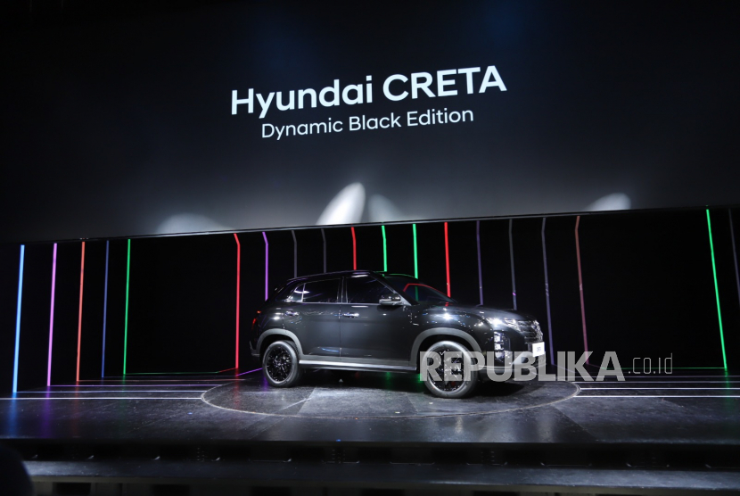 Hyundai Motors Indonesia memperkenalkan Hyundai  CRETA Dynamic Black Edition di Indonesia International Motor Show (IIMS) 2023 di JIExpo Kemayoran, Jakarta, Kamis (16/2/2023).