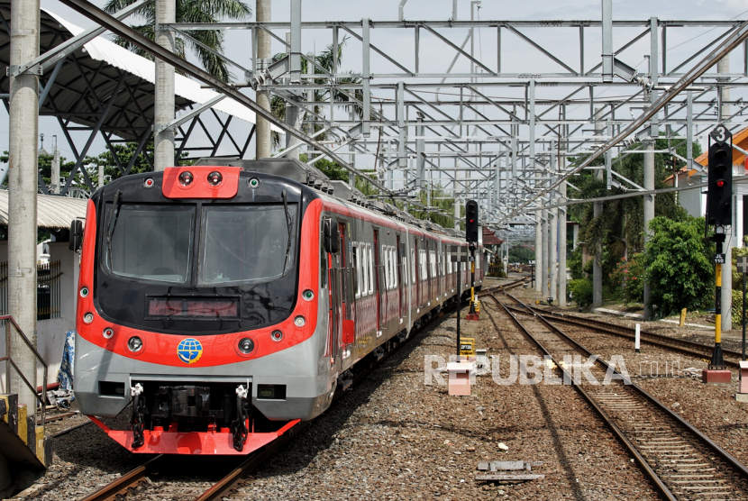 Kereta rel listrik (KRL) Yogyakarta-Solo (ilustrasi).