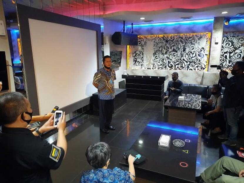  Tempat Karaoke di Bandung Belum Siap Terapkan Protokol Kesehatan