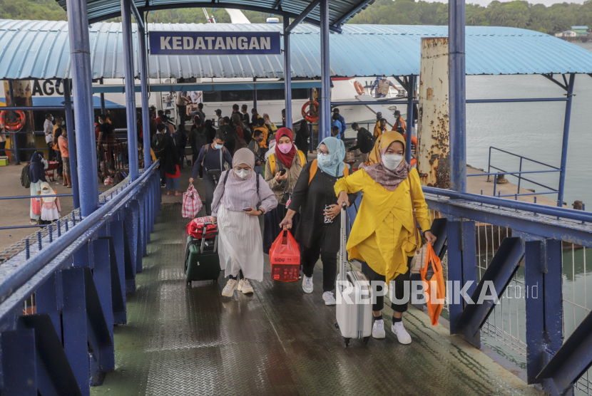 Pemudik tiba di Pelabuhan Telaga Punggur, Batam, Kepulauan Riau. (ilustrasi)