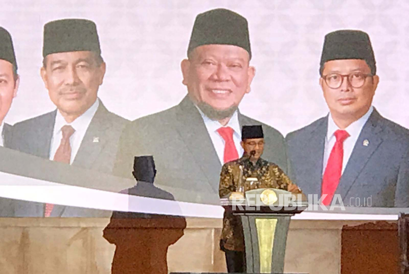 Capres Anies Baswedan saat menghadiri sarasehan DPD RI. Di hadapan DPD RI, capres Anies Baswedan menjabarkan 3 dimensi pembangunan.