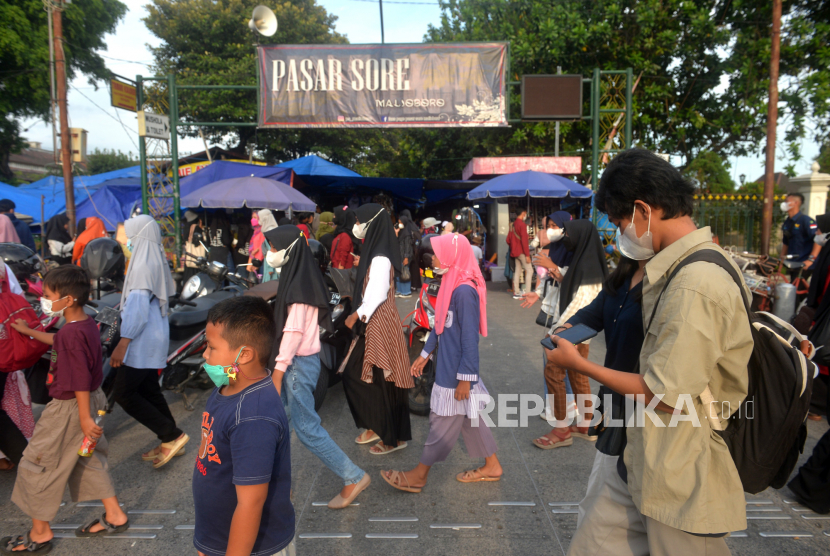 Tak Larang Pasar Sore di Masjid, Pemkot Yogya Wanti-wanti Prokes (ilustrasi).