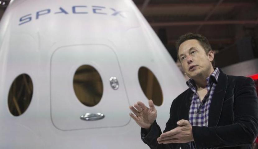 Ngakak! Satelit SpaceX Milik Miliarder Elon Musk Dikira Invasi UFO!. (FOTO: Reuters/Mario Anzuoni/File Photo)