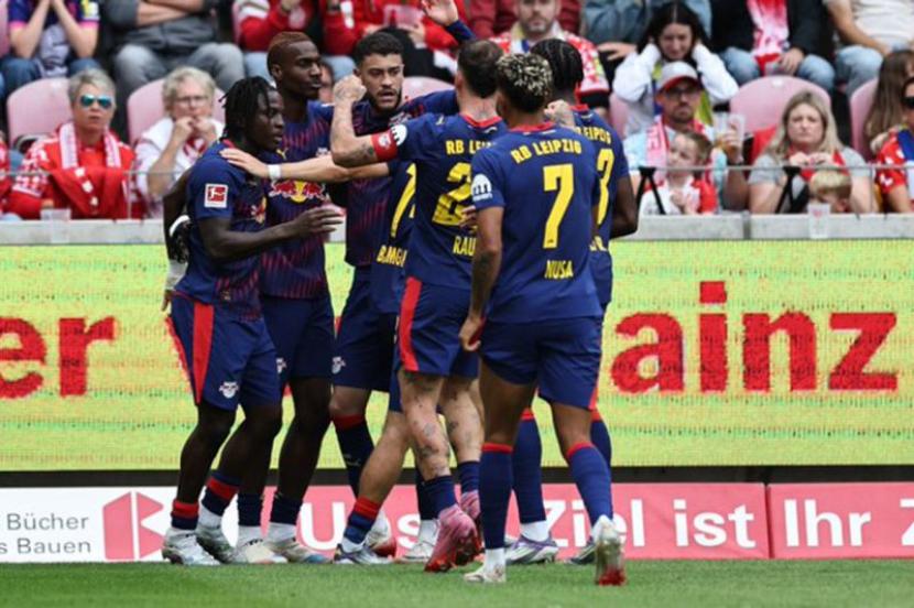 Borussia Dortmund taklukkan Heidenheim, RB Leipzig tekuk Mainz.