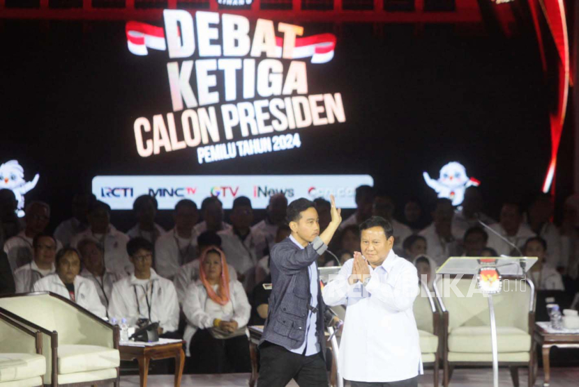 Capres dan cawapres nomor urut 2 Prabowo Subianto-Gibran Rakabuming Raka. Capres Prabowo sebut menjadi seorang pemimpin harus jujur dan apa adanya.