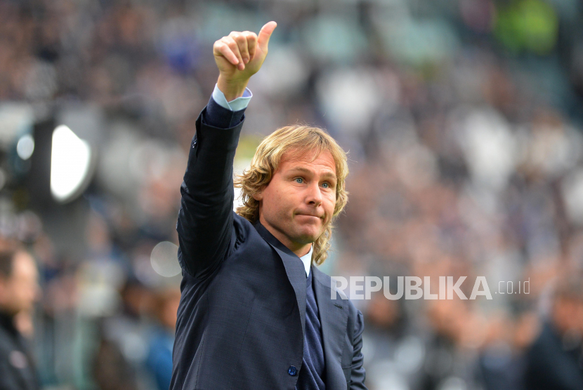 Pavel Nedved  mundur dari jabatan Wakil Presiden Juventus.