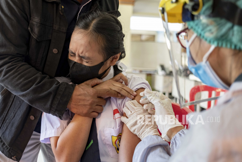 Vaksinasi remaja di Sulawesi Selatan belum mencapai 1 persen dari total target sebanyak 978.890 orang.
