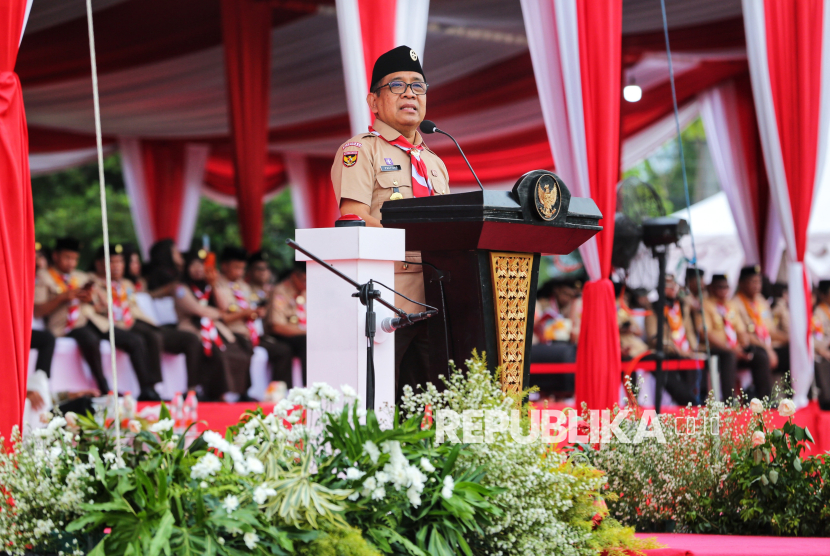 Menteri Koordinator Bidang Pembangunan Manusia dan Kebudayaan (Menko PMK) Pratikno.