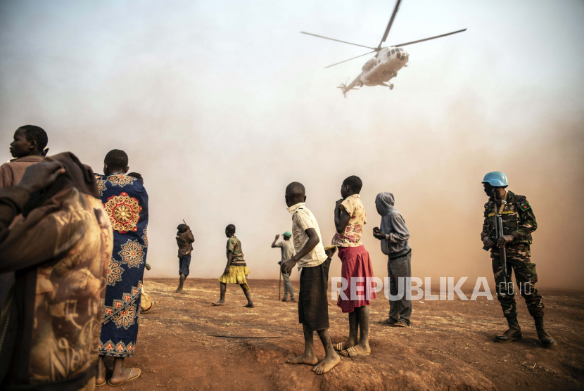Helikopter PBB sedang menjalankan misi peninjauan ketika jatuh di Kongo. Ilustrasi.