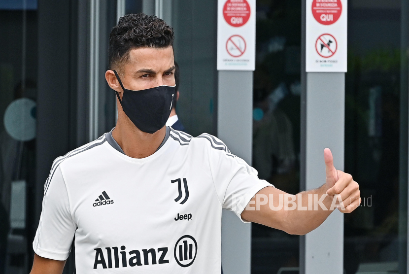 Pemain Juventus Cristiano Ronaldo di J Medical Center of Juventus, di Turin, Italia, 26 Juli 2021.