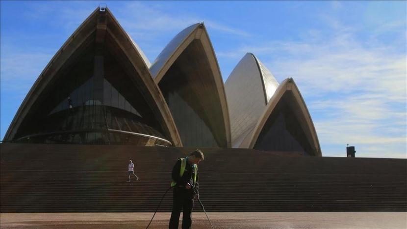 Australia pada Kamis (28/1) memperpanjang penangguhan perjalanan bebas karantina bagi Selandia Baru selama 72 jam lagi.
