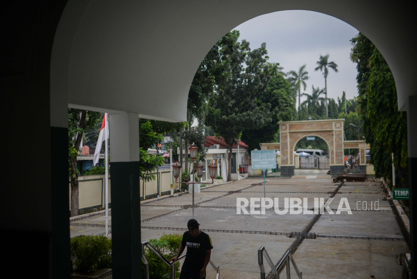 Suasana di Masjid Agung Sunda Kelapa, Jakarta, Senin (19/10). Masjid Agung Sunda Kelapa di Menteng, Jakarta, menjadi rumah ibadah yang ramah anak dan ramah difabel karena sudah memiliki fasilitas yang mendukung kelompok rentan tersebut.