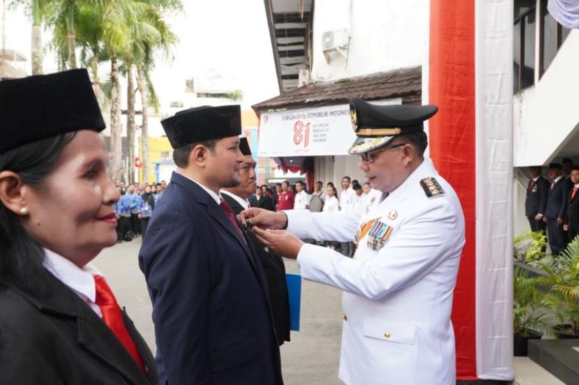 Pemkot Ambon Lunasi TPP Dua Bulan untuk ASN di HUT Ke-81 RI