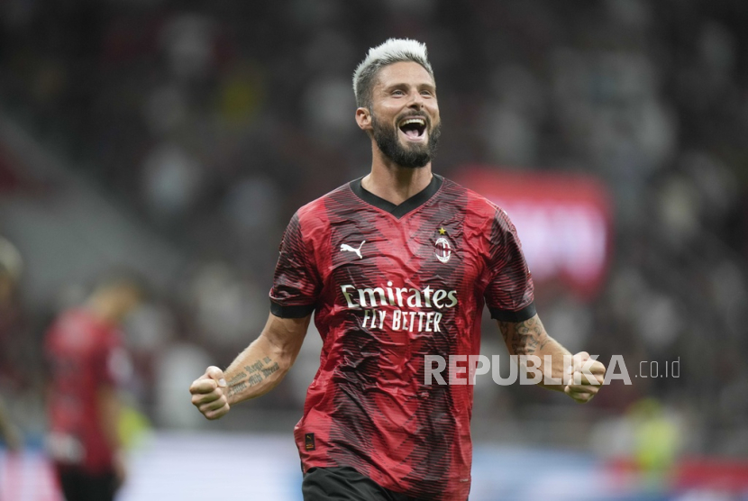 Pemain AC Milan Olivier Giroud yang merupakan sosok senior di timnas Prancis. 