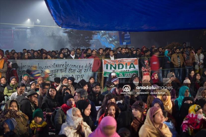 Pakar hak asasi manusia PBB pada Jumat (16/7) meminta India menghentikan penggusuran massal yang mengancam 100.000 orang kehilangan tempat tinggal di negara bagian Haryana.
