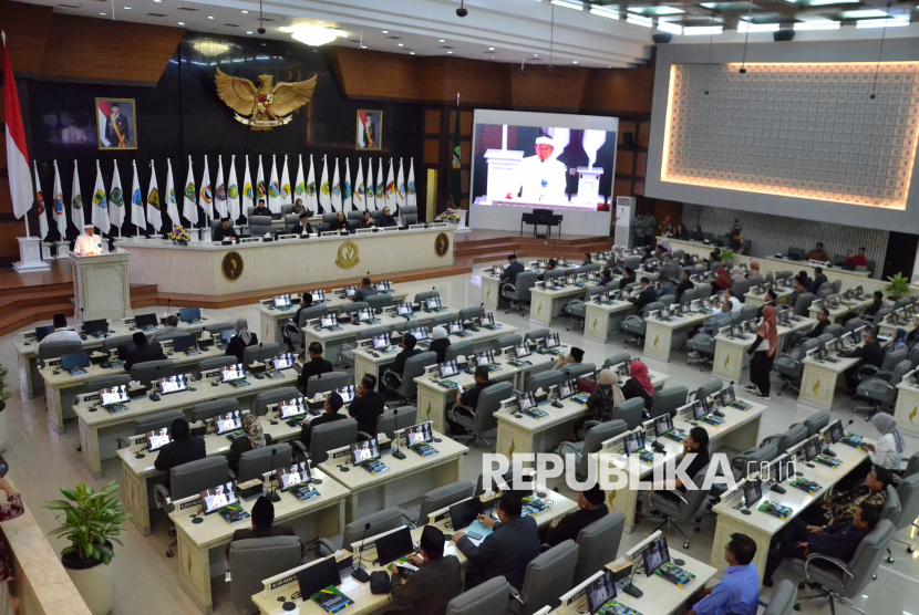 Pemprov Jabar Dinilai Langgar Inpres 1/2025 Soal Efisiensi