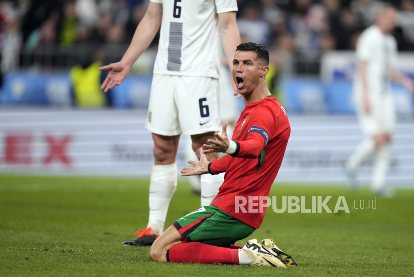 Penyerang Portugal Cristiano Ronaldo 