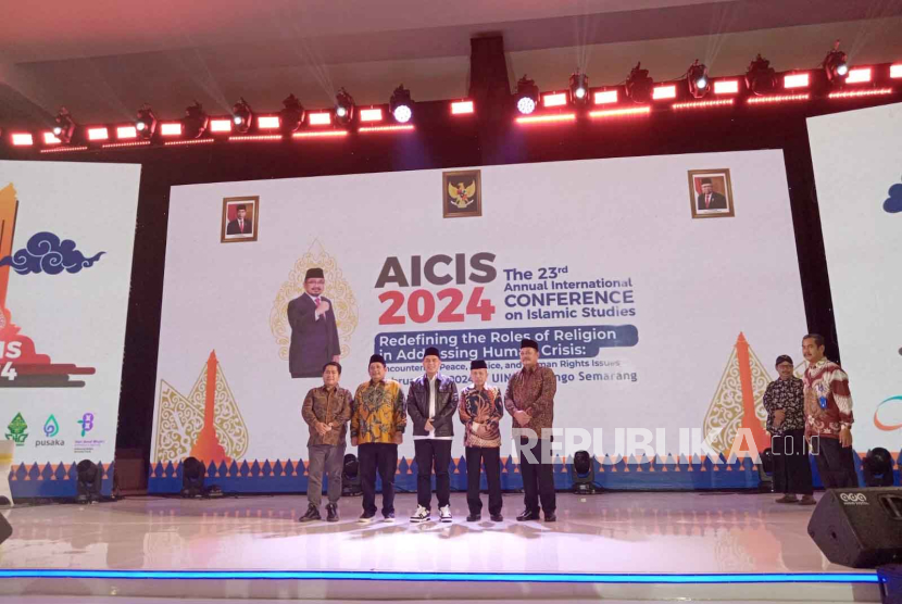 Opening of the agenda of The 23rd Annual International Conference on Islamic Studies (AICIS) 2024 at UIN Walisongo, Semarang, Central Java, Thursday (1/2/2024).