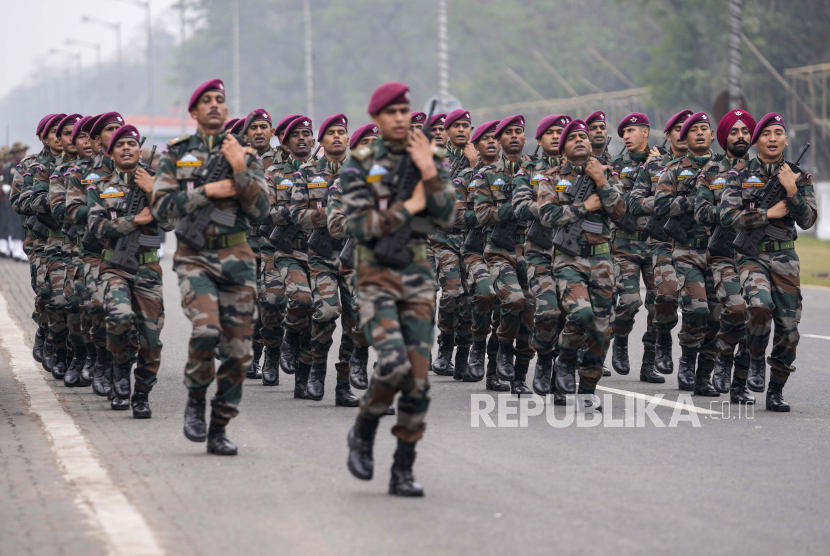 Protes meluas terhadap sistem rekrutmen militer yang baru di India