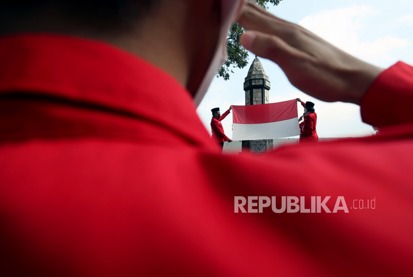 Rumah Sakit (RS) PKU Muhammadiyah Solo melaksanakan upacara Peringatan HUT ke-75 Republik Indonesia secara virtual melalui Zoom Meeting dan Live Youtube, Senin (17/8). Ilustrasi.