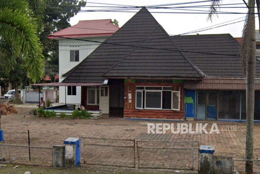 Rumah Singgah Soekarno di Jalan Ahmad Yani Nomor 12, Kecamatan Padang Barat, Kota Padang. Rumah itu kini dirobohkan oleh pemiik yang baru lantaran akan dijadikan restoran. (ilustrasi)