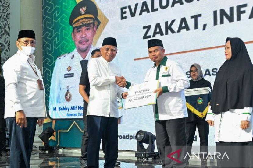 Baznas Sumut Salurkan Zakat Triwulan IV Sebesar Rp5,4 Miliar