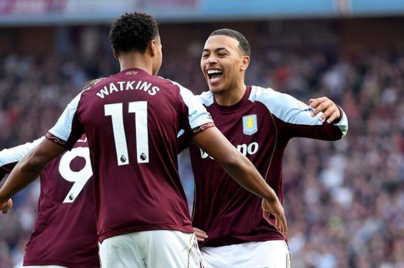 Aston Villa raih kemenangan pertamanya di Liga Inggris musim ini.