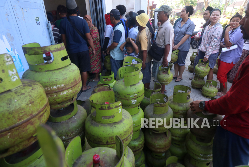 Pertamina Patra Niaga Regional Sumbagsel melakukan penambahan pasokan sebanyak 28 ribu tabung gas 3 kilogram pada Juli 2023 yang siap didistribusikan ke masyarakat wilayah Provinsi Jambi.