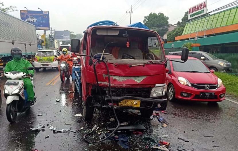 Kecelakaan Dua Kendaraan di Pasuruan, Biker asal Sidoarjo Tewas