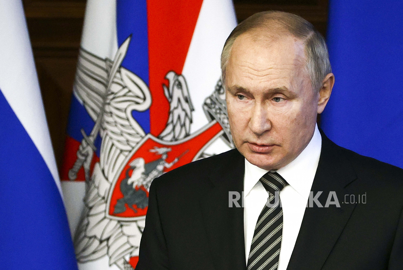  Presiden Rusia Vladimir Putin. Mempertahankan ketegangan atas Ukraina membantu Putin memperkuat pesan politiknya. Ilustrasi.