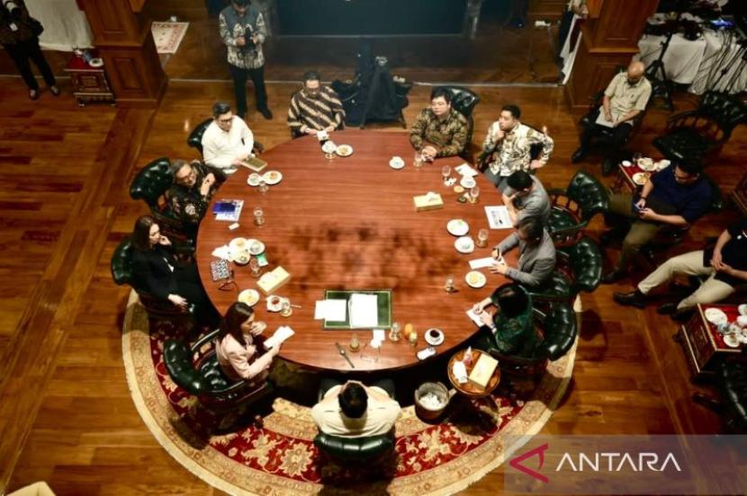 Presiden Prabowo: BUMN harus bersih, swasta kuat dan koperasi bangkit.