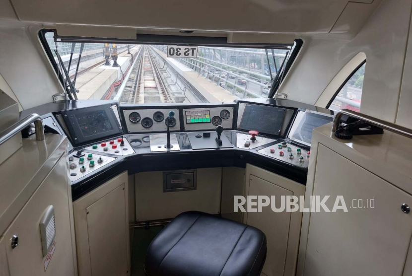 Moda Transportasi Lintas Raya Terpadu atau LRT Jabodebek resmi beroperasi mulai Senin (28/8/2023). 