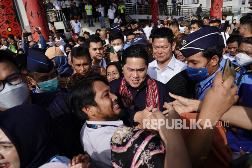 Menteri Badan Usaha Milik Negara (BUMN) Erick Thohir memulai kunjungan kerjanya di Provinsi Kalimantan Barat. Sabtu (4/2/2023). Pada hari yang sama, Erick juga menghadiri Festival Cap Go Meh di Singkawang. 