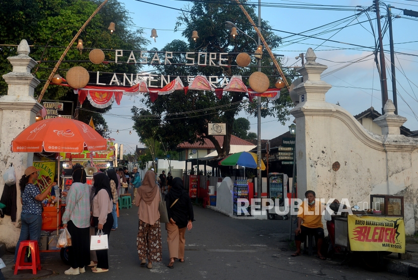 Pasar Sore Langenastran Spot Wisata Kuliner Baru Di Yogyakarta