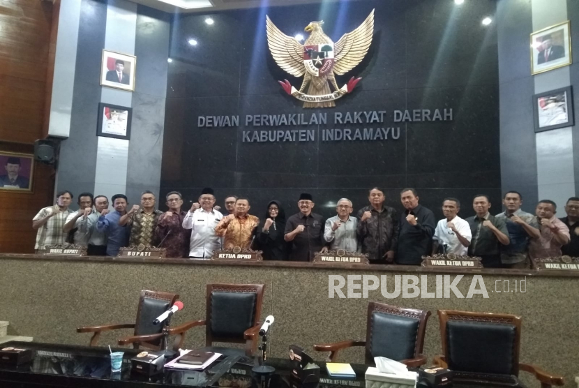 Paguyuban Masyarakat Indramayu Barat (PMIB) menggelar audensi dengan DPRD Kabupaten Indramayu, di Gedung DPRD setempat, Senin (30/1/2023).