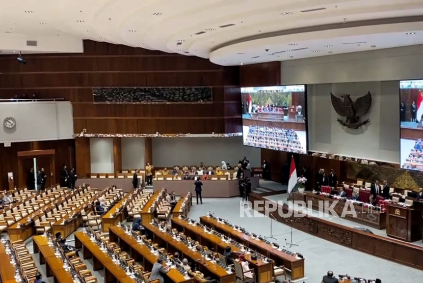 Fraksi PDIP, Fraksi PKB, dan Fraksi PKS resmi mengusulkan pembentukan pansus hak angket dalam rapat paripurna ke-13 Masa Sidang 2023-2024, di Gedung Nusantara II, Kompleks Parlemen, Jakarta, Selasa (5/3/2024). 