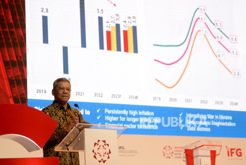 Wakil Menteri Keuangan Suahasil Nazara menyampaikan paparan dalam acara IFG International Conference 2023 di Jakarta, Selasa (19/09/2023). 