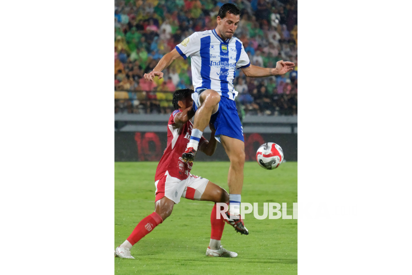 Persib Bandung Taklukkan Bali United 1-0