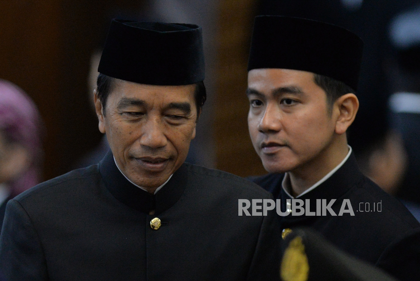 Presiden Ke 7 Joko Widodo dan Wakil Presiden Gibran Rakabuming Raka.