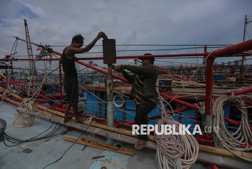 KNTI: 95 Persen Nelayan di 350 Desa Pesisir Terdampak Cuaca Buruk