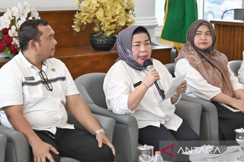Pemprov Sumut perketat pengawasan tenaga kerja.