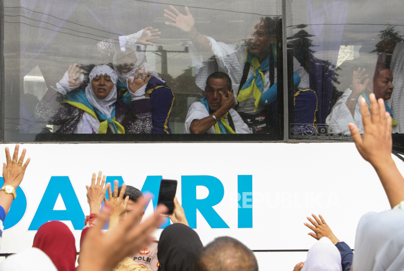 Ilustrasi bus pengangkut jamaah haji.